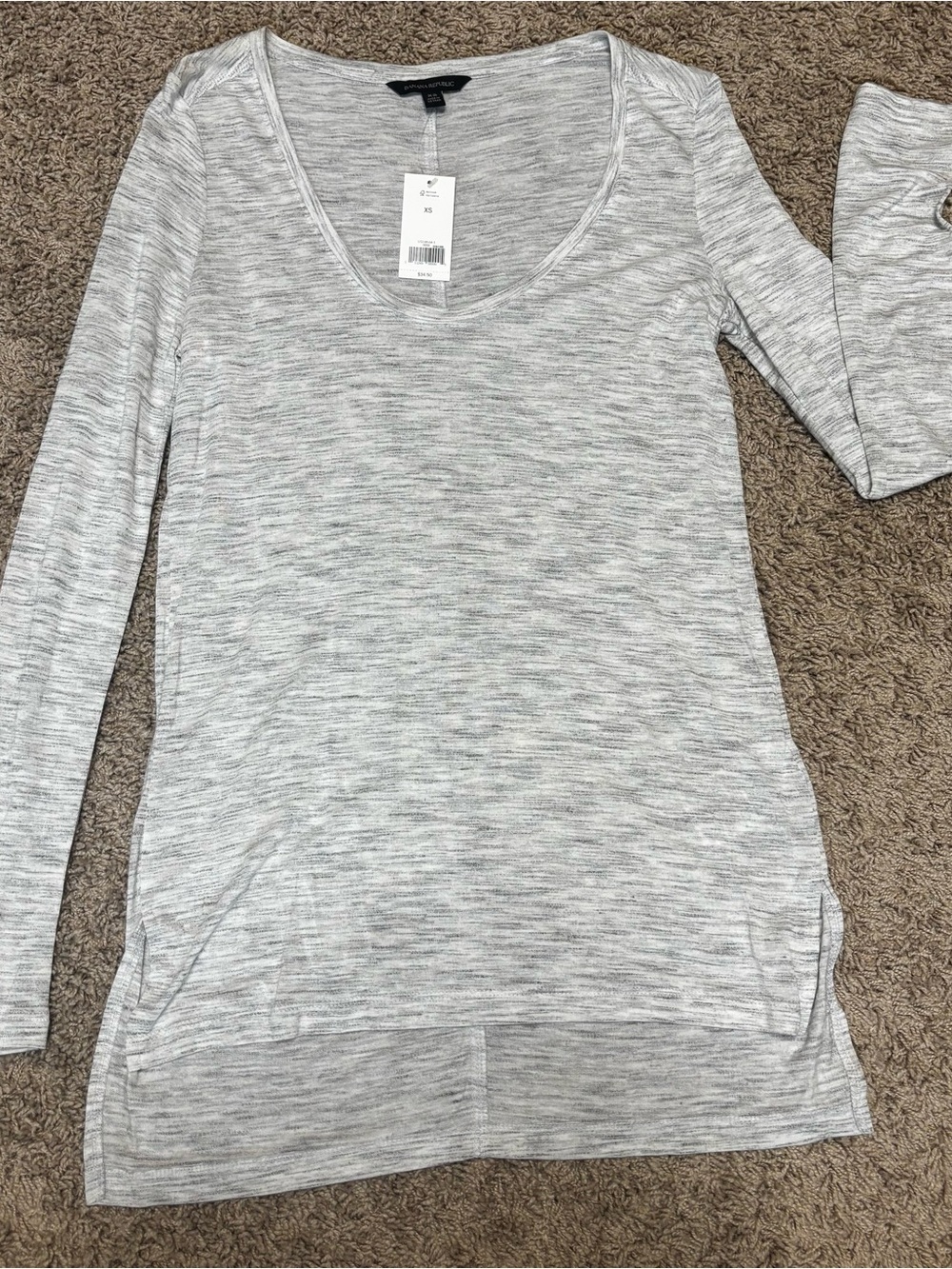 Banana Republic Light Heather Gray Scoop Neck Long Sleeve Top women’s XS NWT